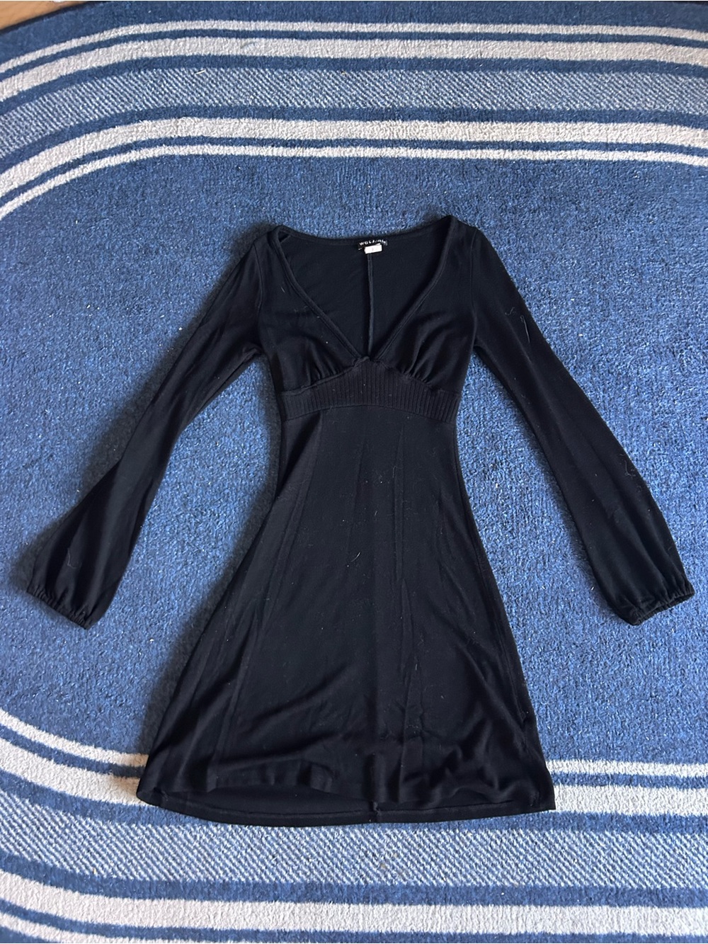 Wet Seal Black Long-Sleeve V-Neck Fit-and-Flare Dress